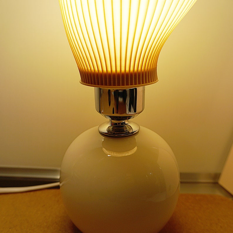 Mushroom Lamp - Retro Table Lamp | Art Deco Lamp | 3D Printed Shade Ceramic Base | Mushroom Lamp Shade | 5W LED Bulb