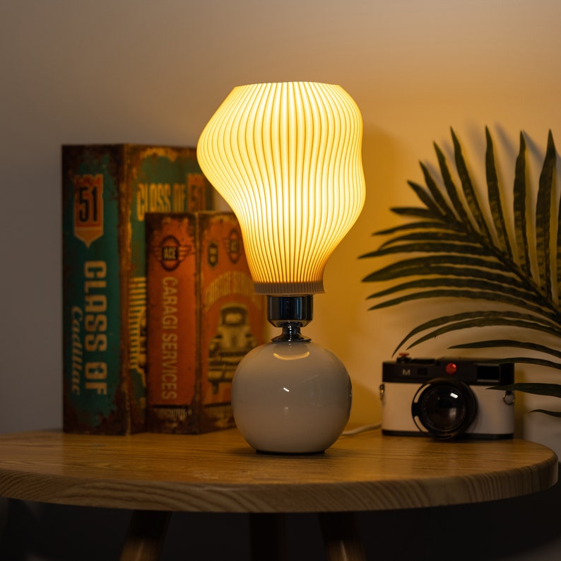 Mushroom Lamp - Retro Table Lamp | Art Deco Lamp | 3D Printed Shade Ceramic Base | Mushroom Lamp Shade | 5W LED Bulb