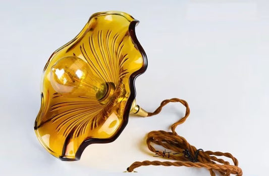 Ceiling lamp flower / hanging lamp in flower shape / modern style ceiling light / pendant light / lighting / decoration / home decor / lamp