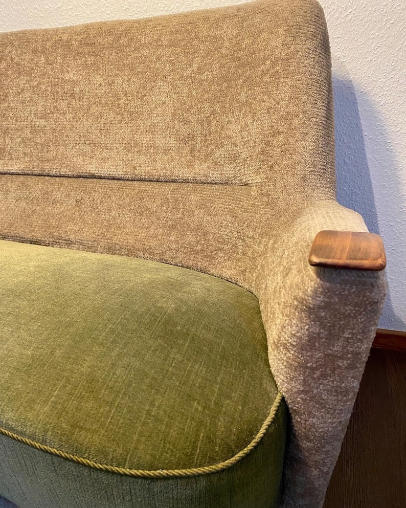 Sofa Mid Century