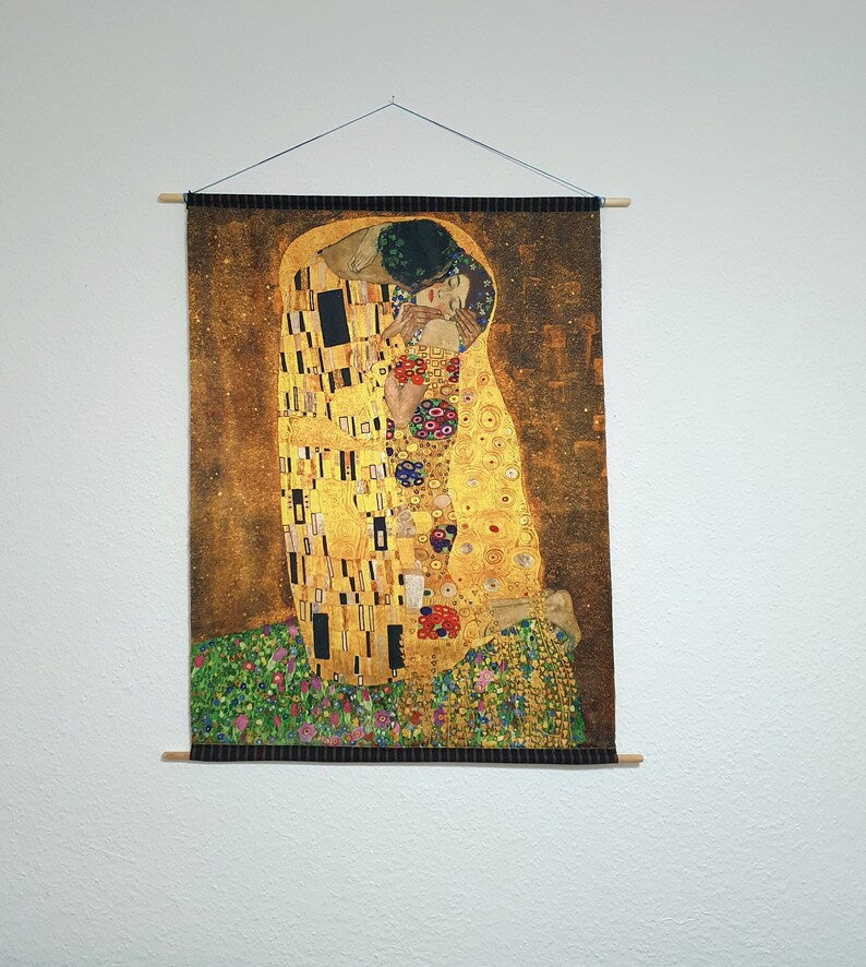Gustav Klimt the kiss, office decoration
