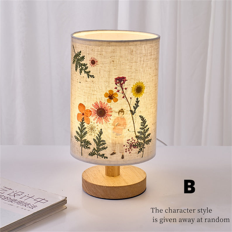 DIY Pressed Flower Bedside Lamps