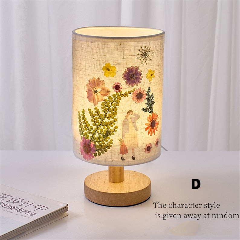 DIY Pressed Flower Bedside Lamps