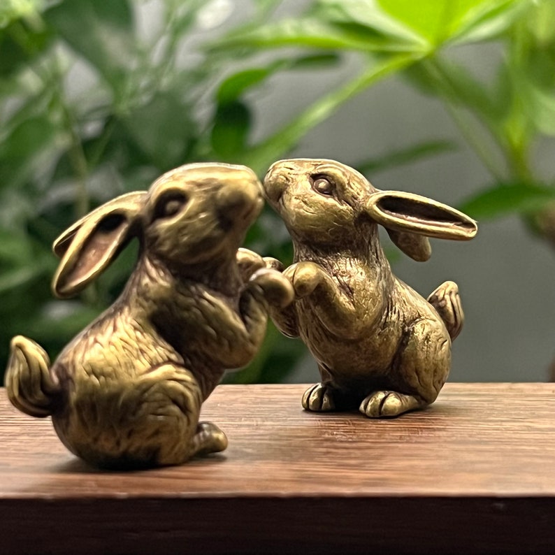 Two Cute mini Rabbits Figure, Kissing Brass Rabbit Statue