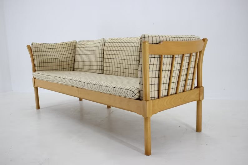 1970s Three Seater Sofa in Beech Wood,Denmark / Vintage Sofa / Beige Colour / Mid-century /