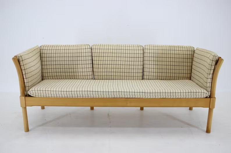 1970s Three Seater Sofa in Beech Wood,Denmark / Vintage Sofa / Beige Colour / Mid-century /