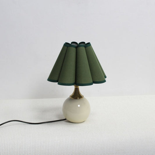 Duzy handmade scallop shape table lamp