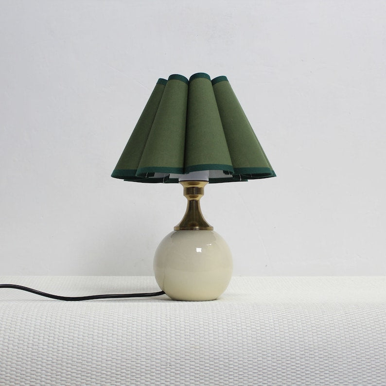 Duzy handmade scallop shape table lamp