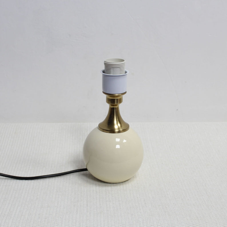 Duzy handmade scallop shape table lamp