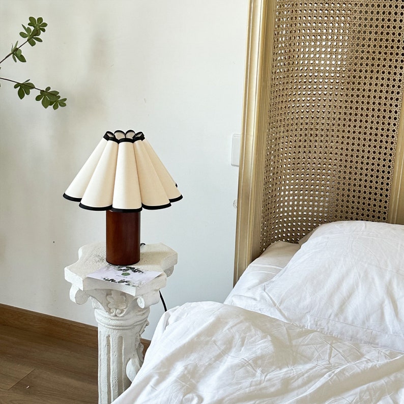 Wooden Pillar Pleated Table Lamp, Fabric Shade 110-240V For Bedroom Living Room Kitchen Retro Rustic Cozy Decorative Japandi Nightstand Lamp