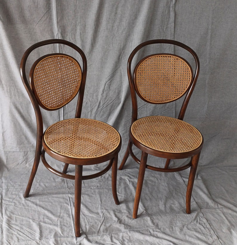 Vintage Style Thonet Dining Chair / Bent Wood and Rattan / Cafe Bistro Chairs / Mid-Century Modern Home Chairs / 70s / 1970s