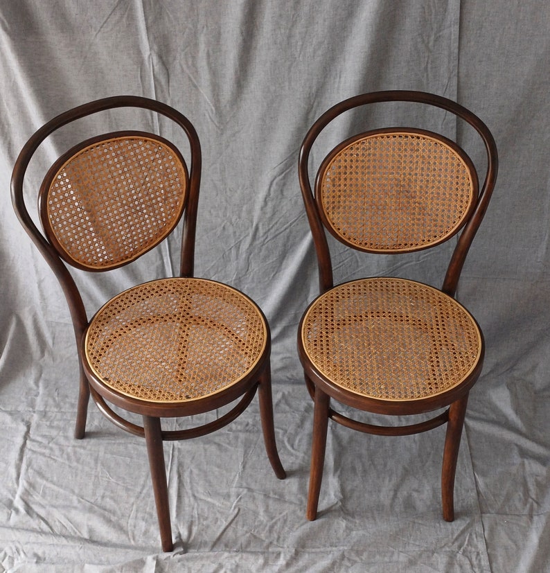 Vintage Style Thonet Dining Chair / Bent Wood and Rattan / Cafe Bistro Chairs / Mid-Century Modern Home Chairs / 70s / 1970s