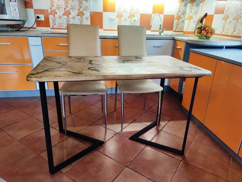 Lightning epoxy resin table 2