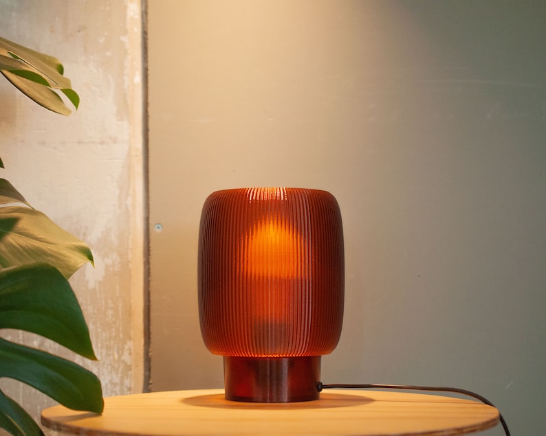 Rretro minimal 3D printed bedside lamps