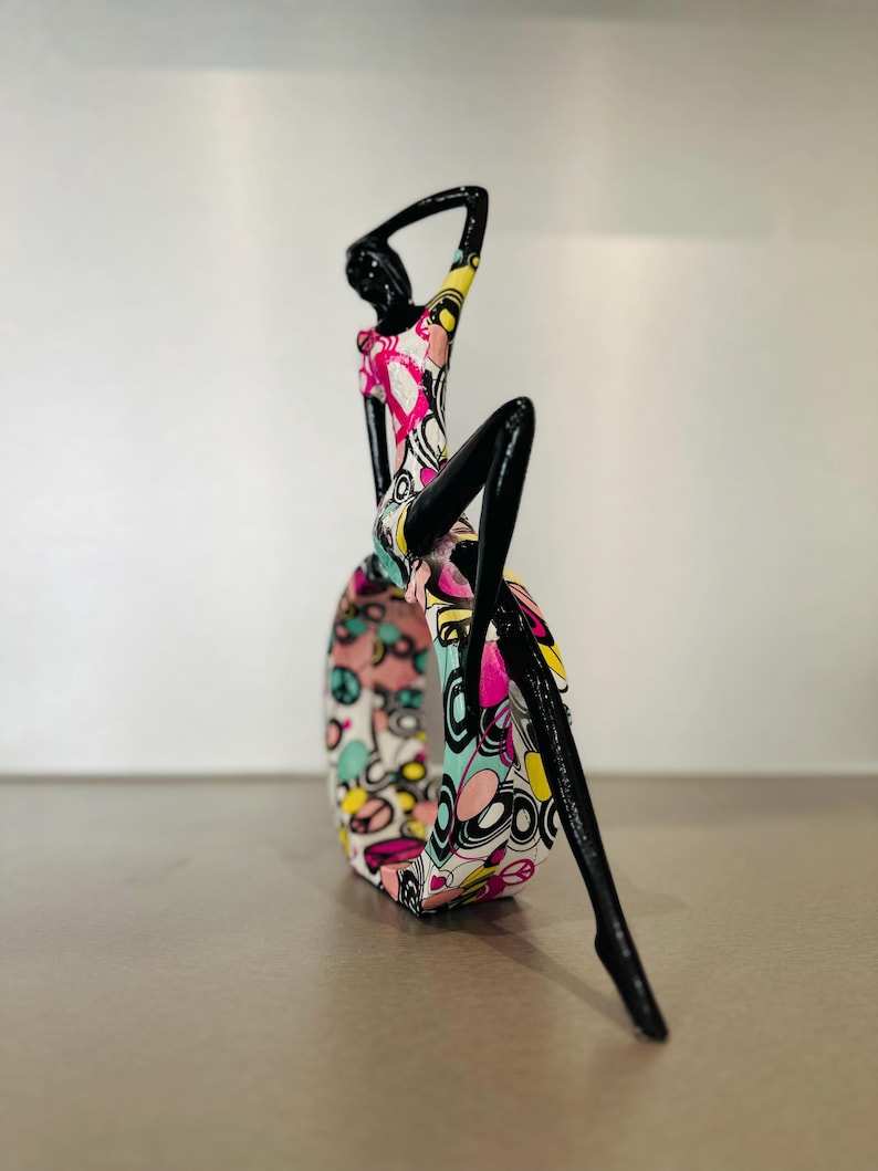Elegant Chic Yoga Girl Resin Figure – Peace & Love Decoration for Home,